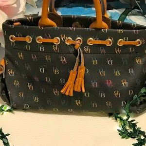 Dooney &Bourke handbag